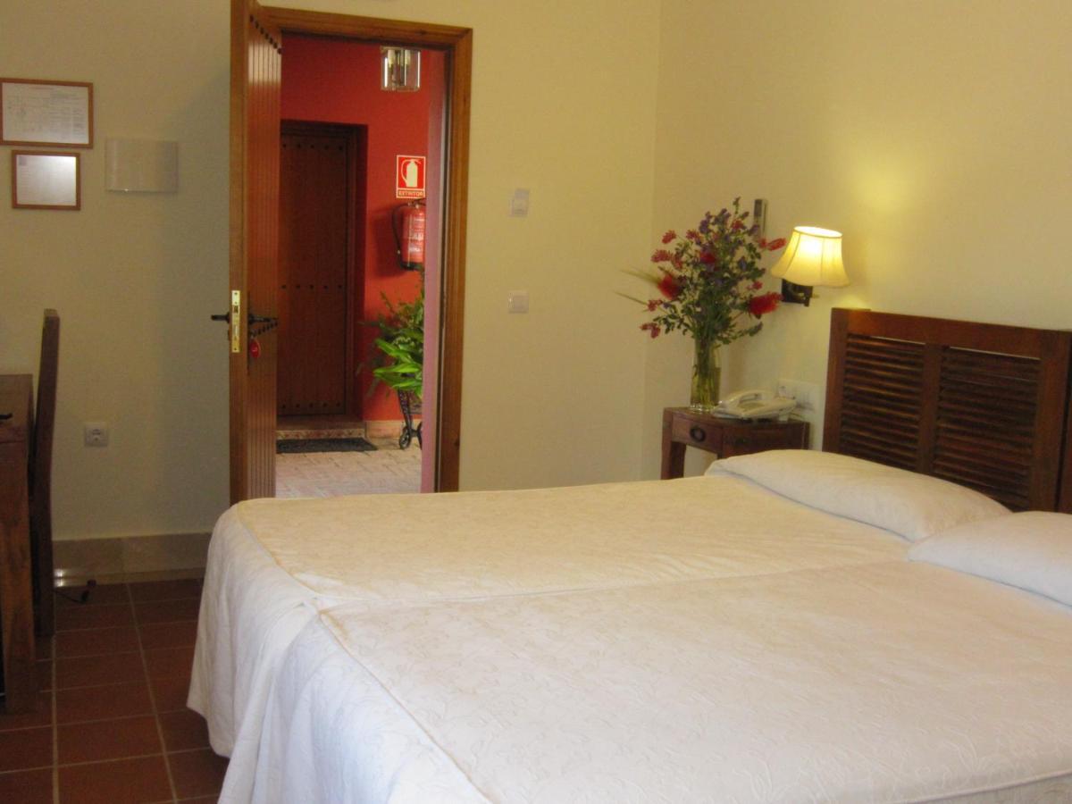 וחר דה לה פרונטרה Hotel Sindhura מראה חיצוני תמונה