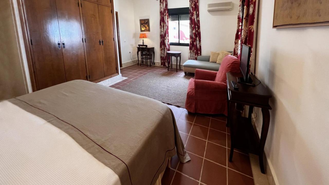 וחר דה לה פרונטרה Hotel Sindhura מראה חיצוני תמונה