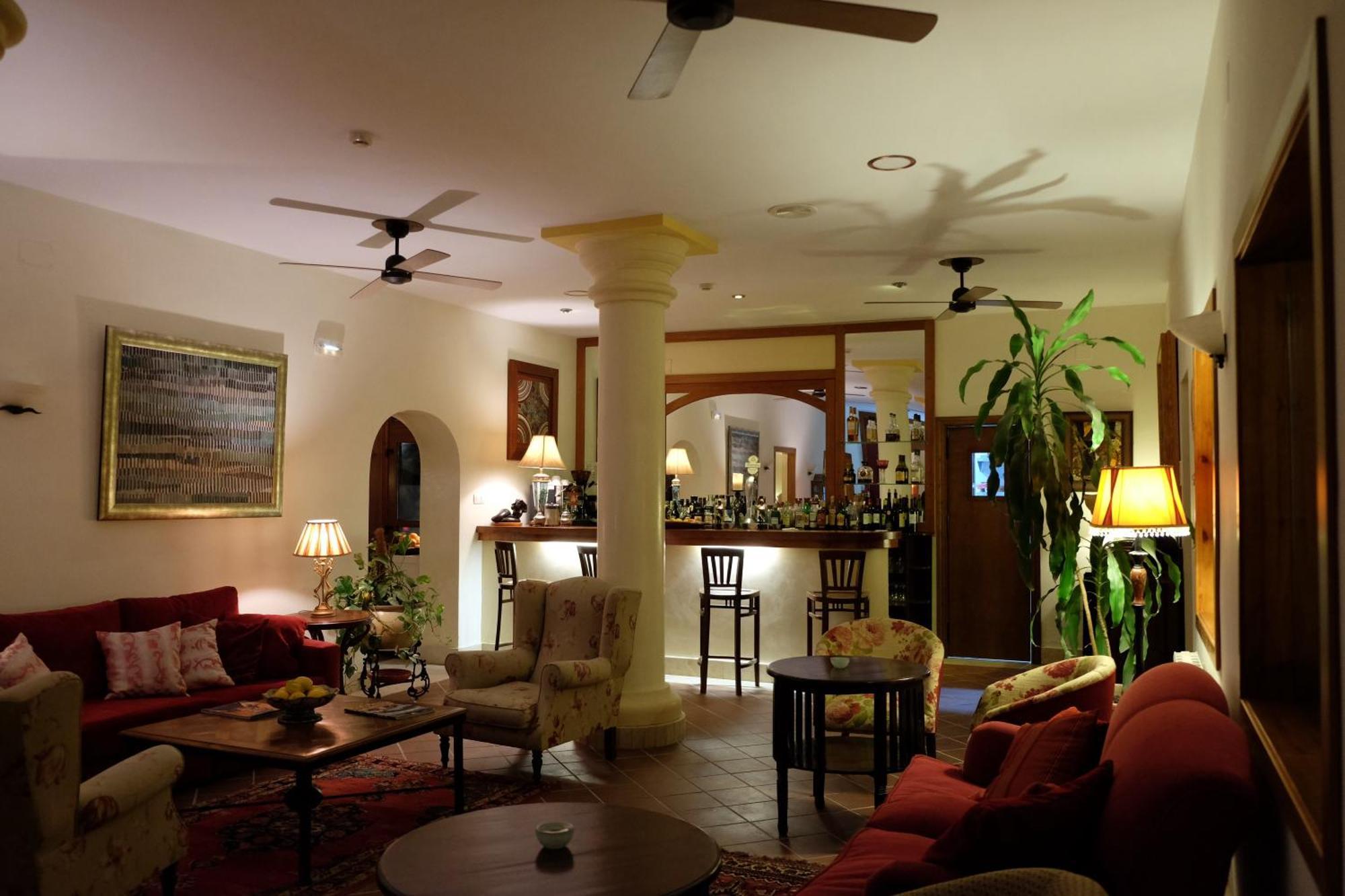 וחר דה לה פרונטרה Hotel Sindhura מראה חיצוני תמונה