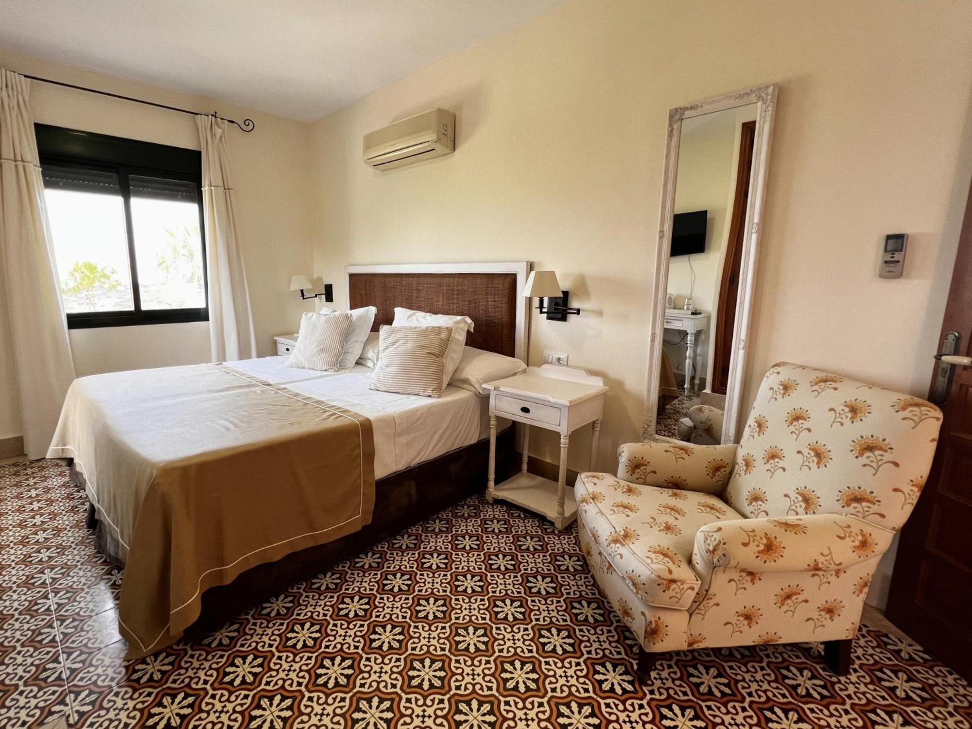 וחר דה לה פרונטרה Hotel Sindhura מראה חיצוני תמונה